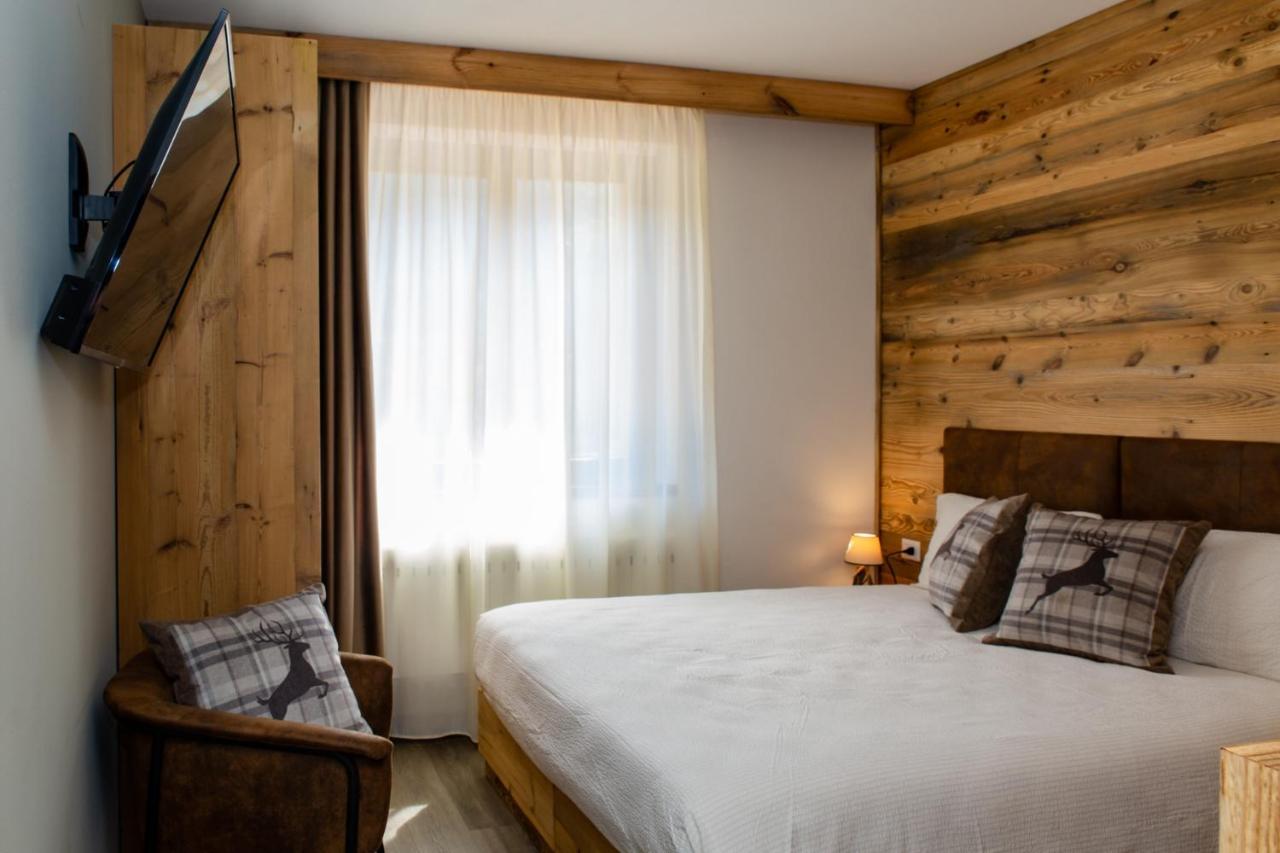Hotel Da Franco E Adriana Pieve Di Ledro Kültér fotó